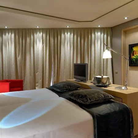 Vincci Frontaura Hotel 4*
