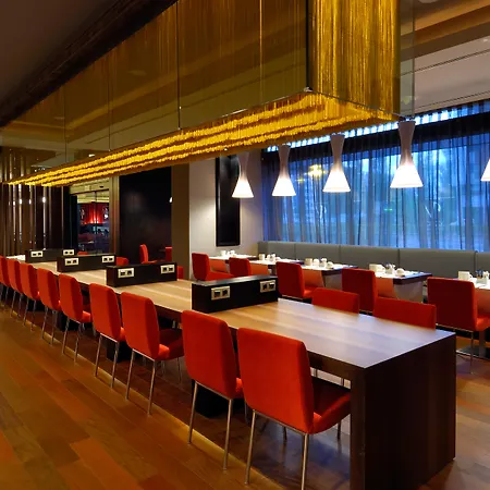 Vincci Frontaura Hotel