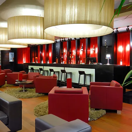 Vincci Frontaura Hotell