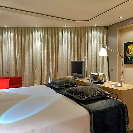 文奇弗朗陶拉酒店 酒店 4*