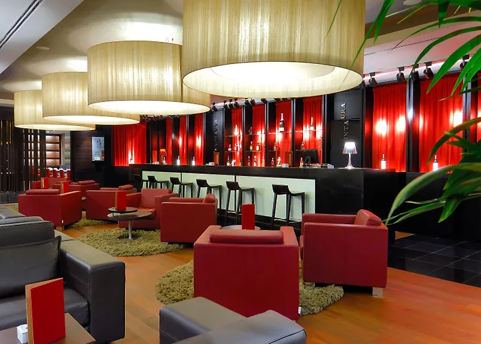 Vincci Frontaura Hotel