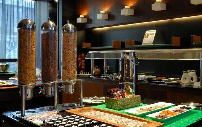 Vincci Frontaura Hotel 4*